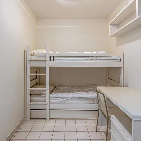 Gray Dalbion A53 G Apartment Oostduinkerke